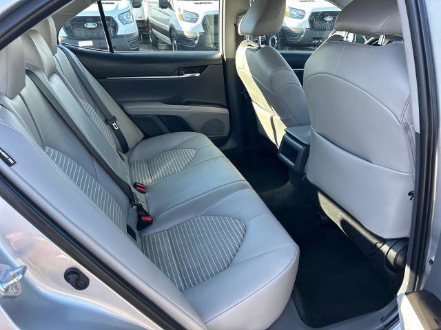 Used 2022 Toyota Camry SE image 17
