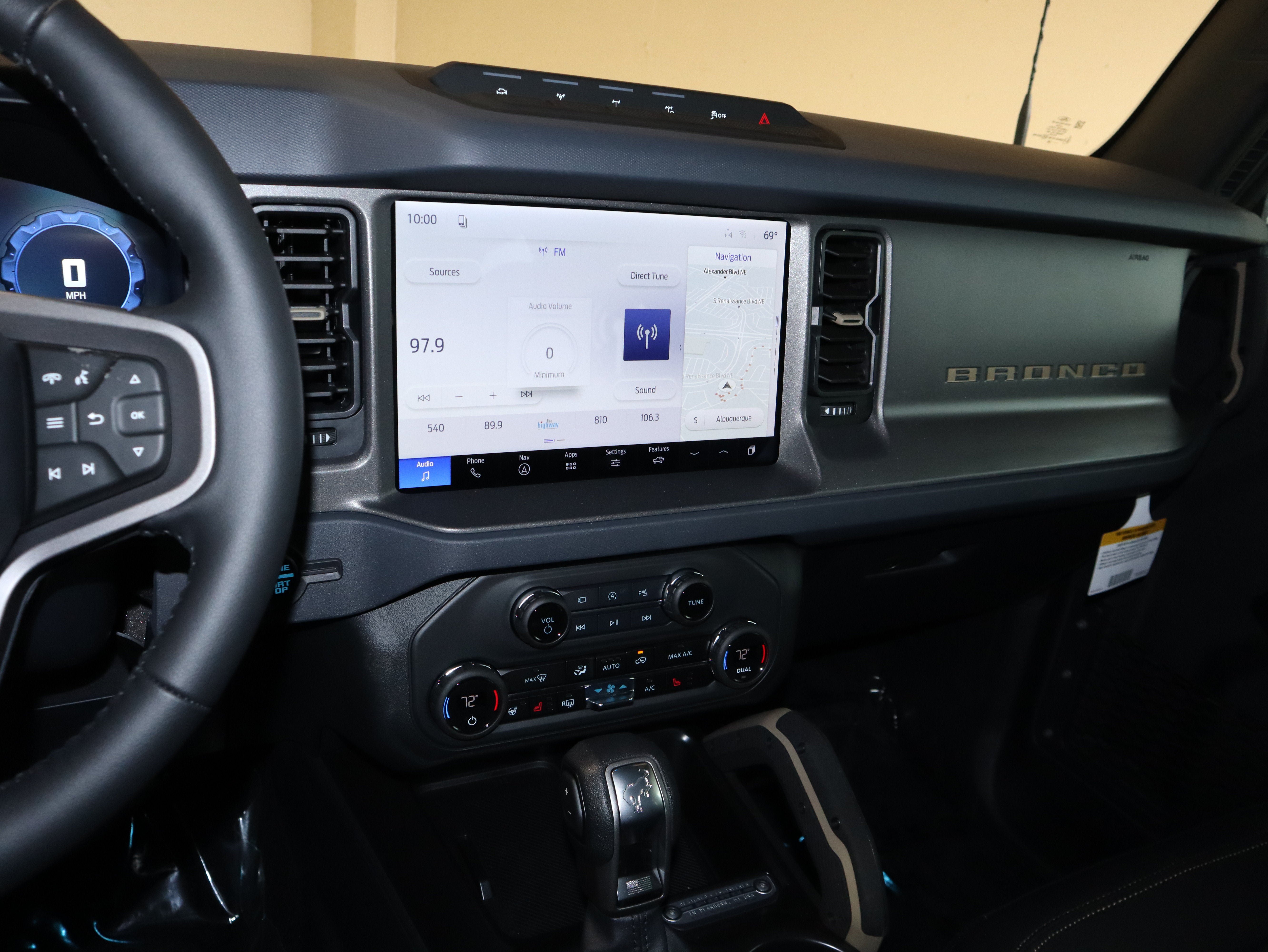 New 2026 Ford Bronco Badlands AWD/4WD image 25
