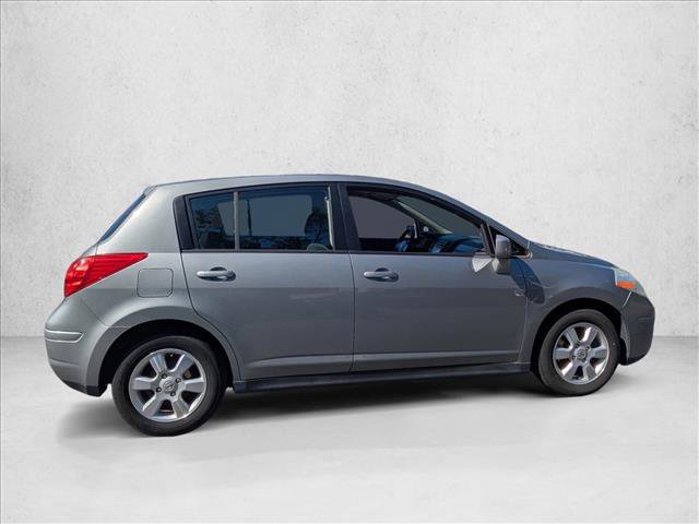 Used 2012 Nissan Versa 1.8 S FWD image 4