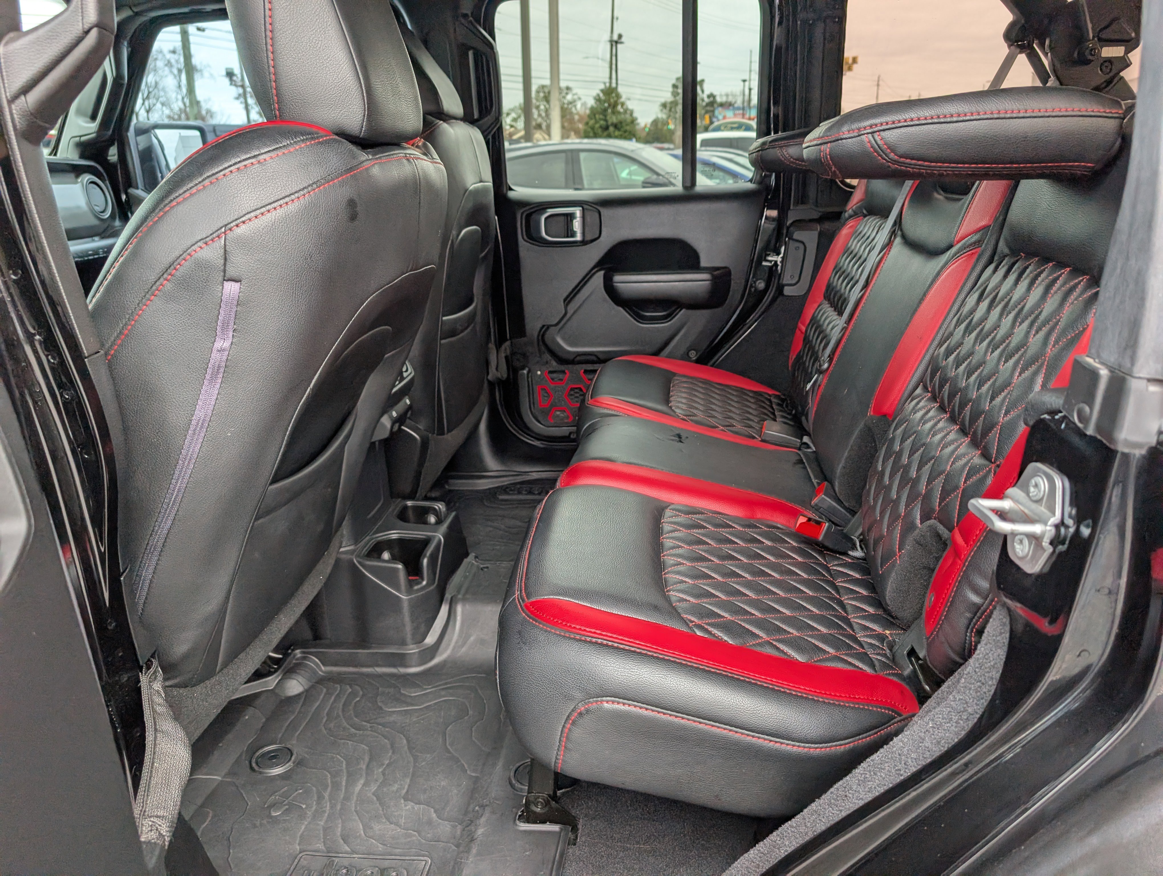 Used 2021 Jeep Wrangler Unlimited Sport image 15