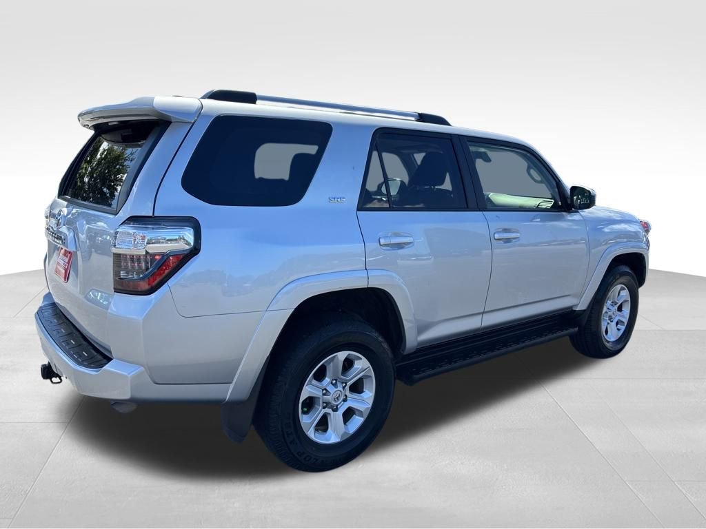Used 2024 Toyota 4Runner SR5 image 5