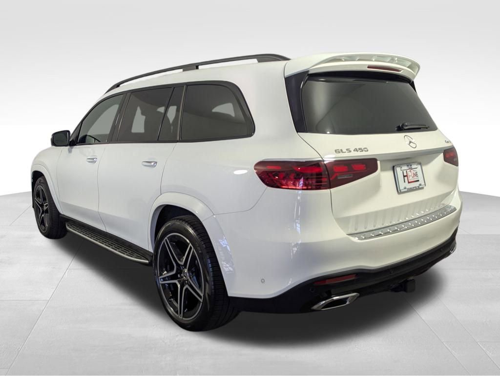 Used 2025 Mercedes-Benz GLS 450 4MATIC image 21