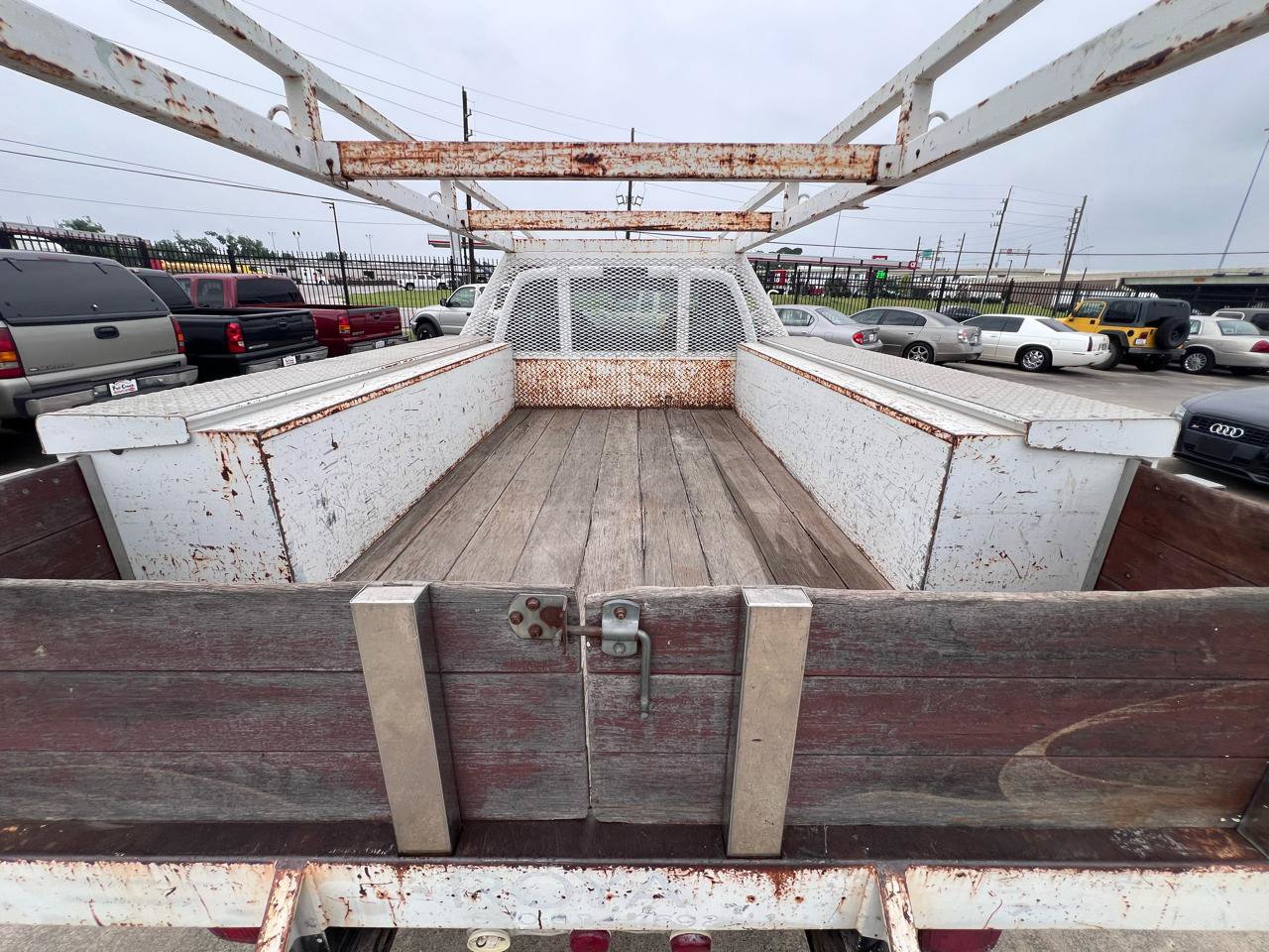 Used 2001 Ford F350 XL RWD image 32