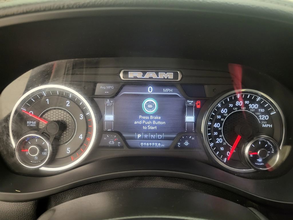 Used 2024 RAM 2500 Laramie w/ Safety Group AWD/4WD image 39