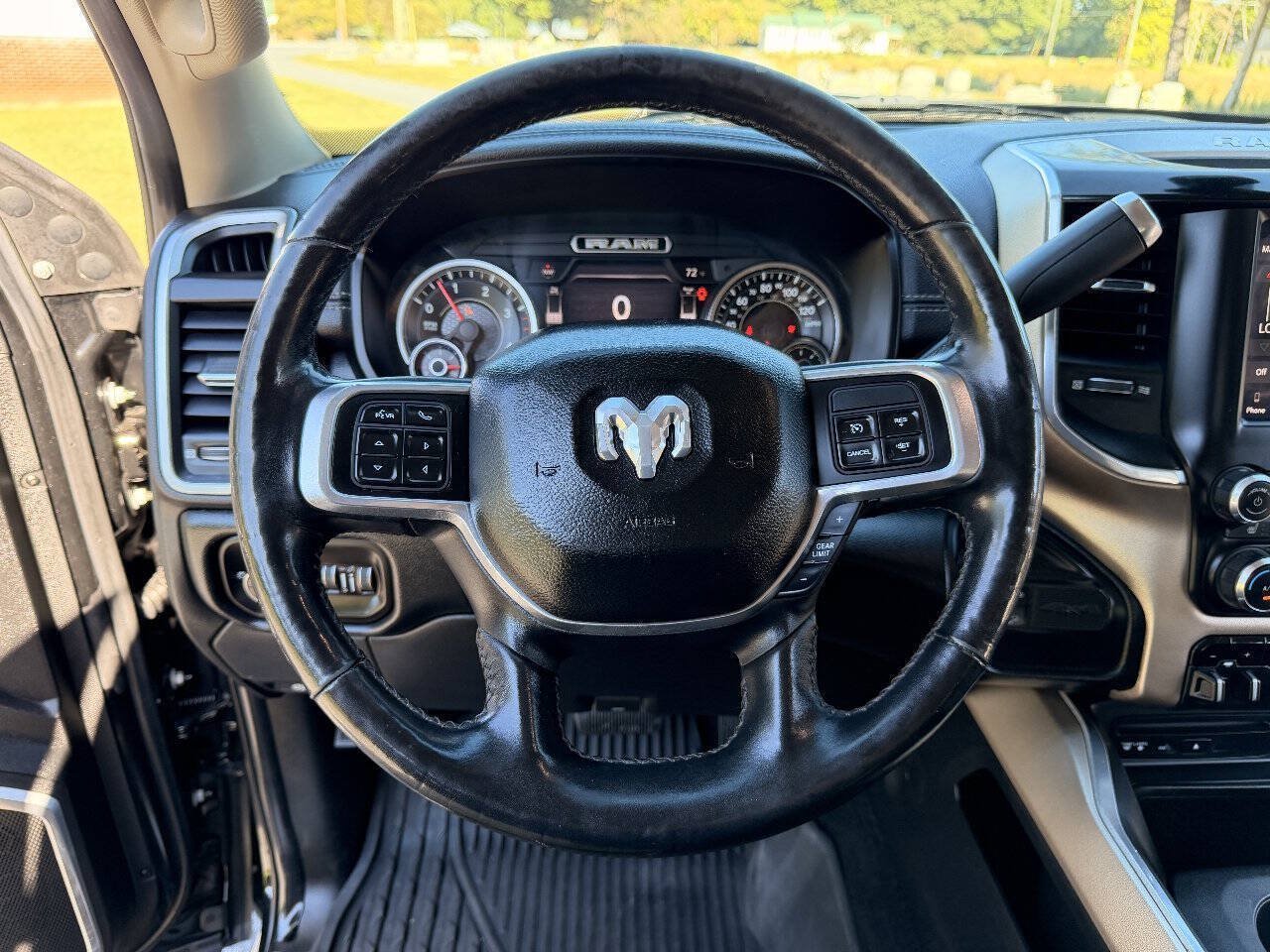 Used 2019 RAM 2500 Laramie AWD/4WD image 13