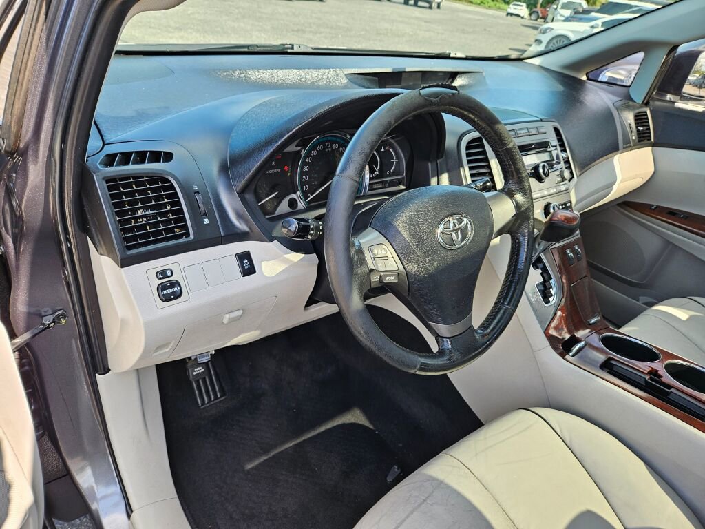 Used 2009 Toyota Venza AWD image 14