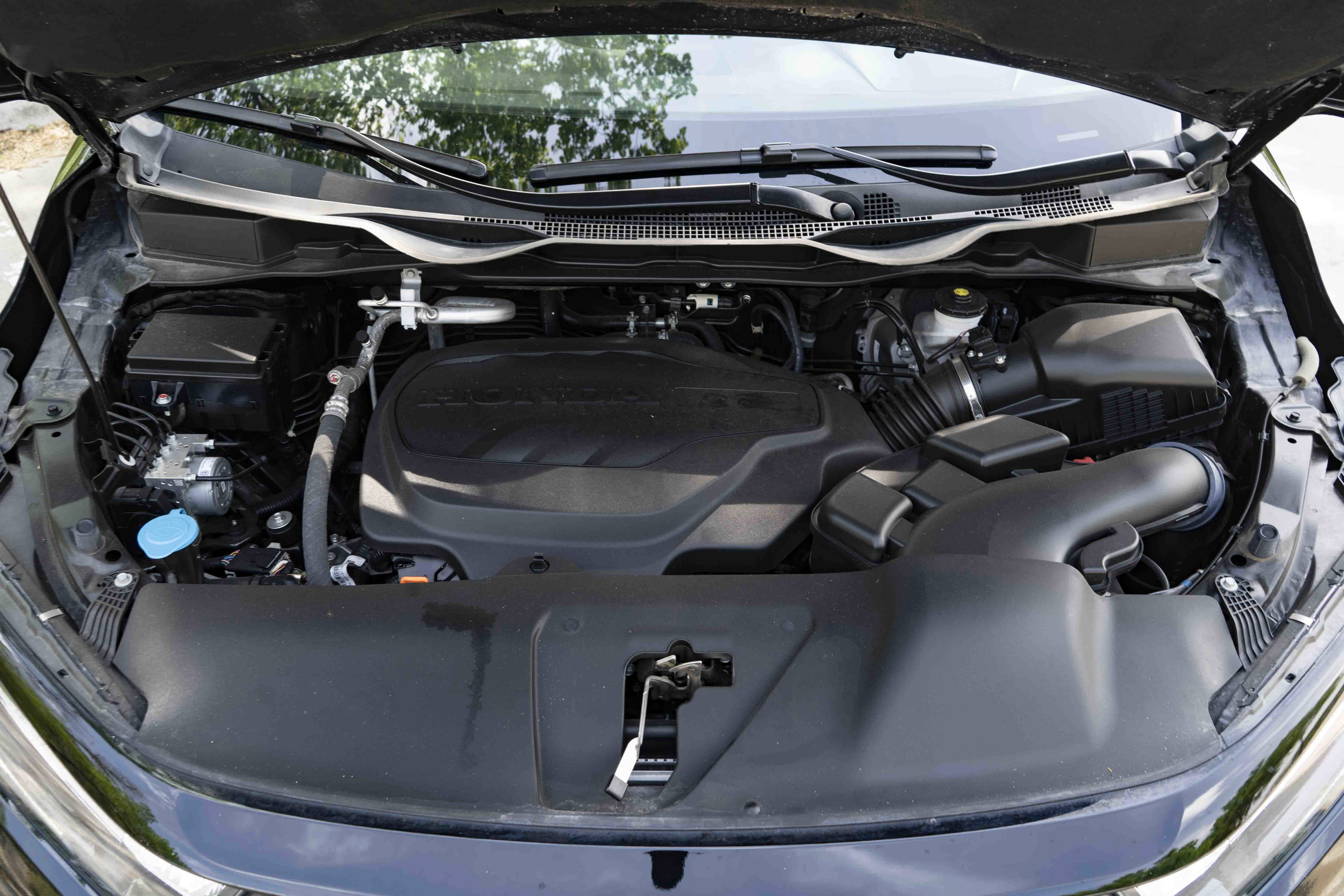 Used 2025 Honda Odyssey Sport-L image 46