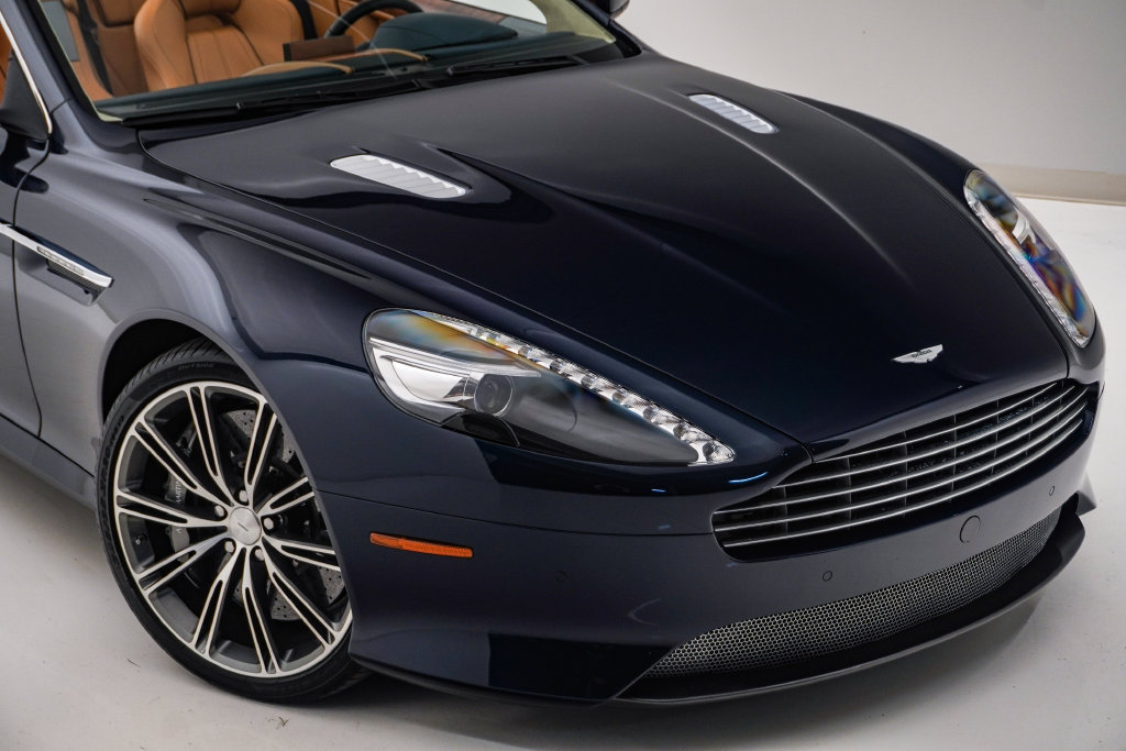 Used 2014 Aston Martin DB9 Volante RWD image 4
