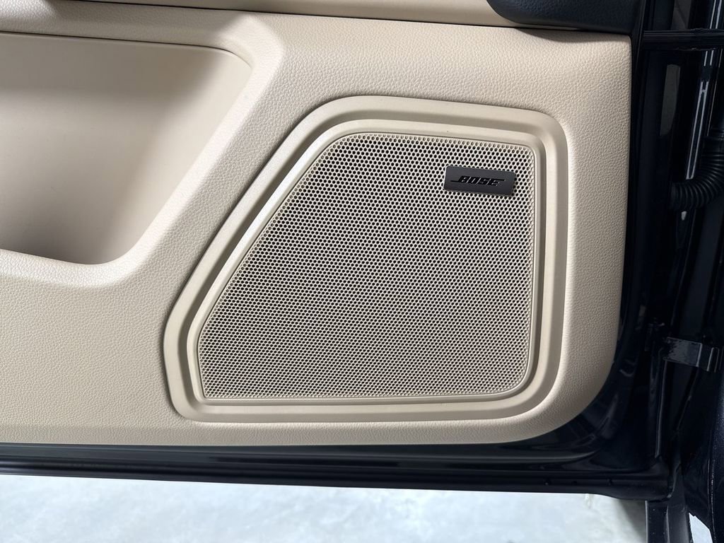 New 2026 Porsche Macan AWD/4WD image 35