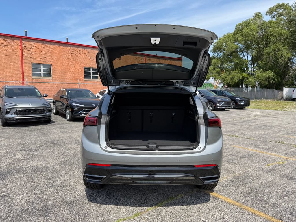 New 2026 Buick Envision Sport Touring AWD/4WD image 8