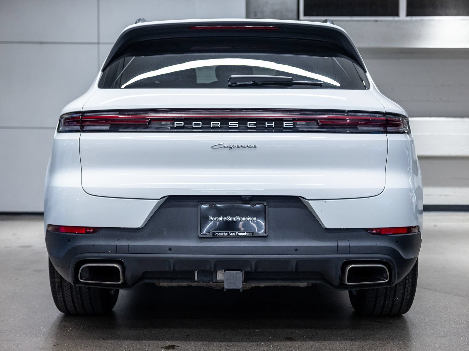 Certified 2024 Porsche Cayenne AWD/4WD image 7
