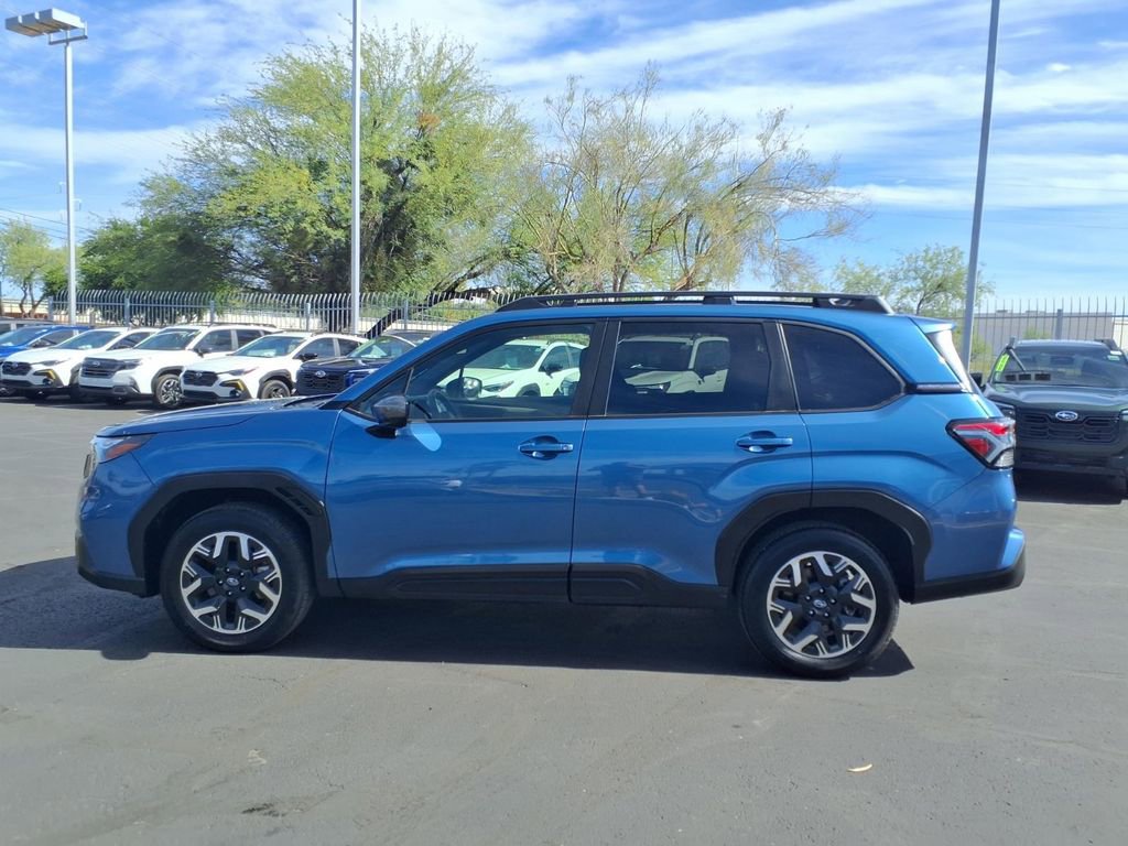 Certified 2025 Subaru Forester Premium AWD/4WD image 12