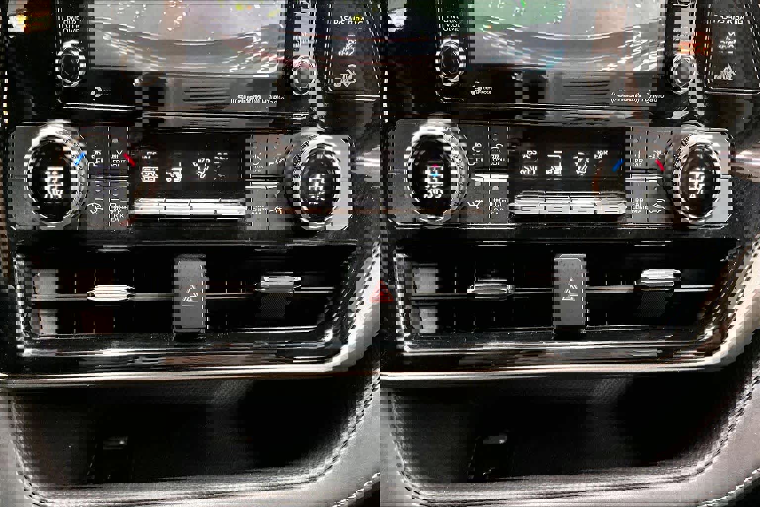 Used 2021 Toyota Highlander LE image 34