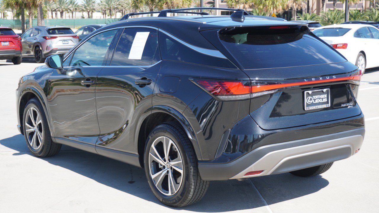 Used 2024 Lexus RX 350 Premium w/ Cold Area Package AWD/4WD image 8