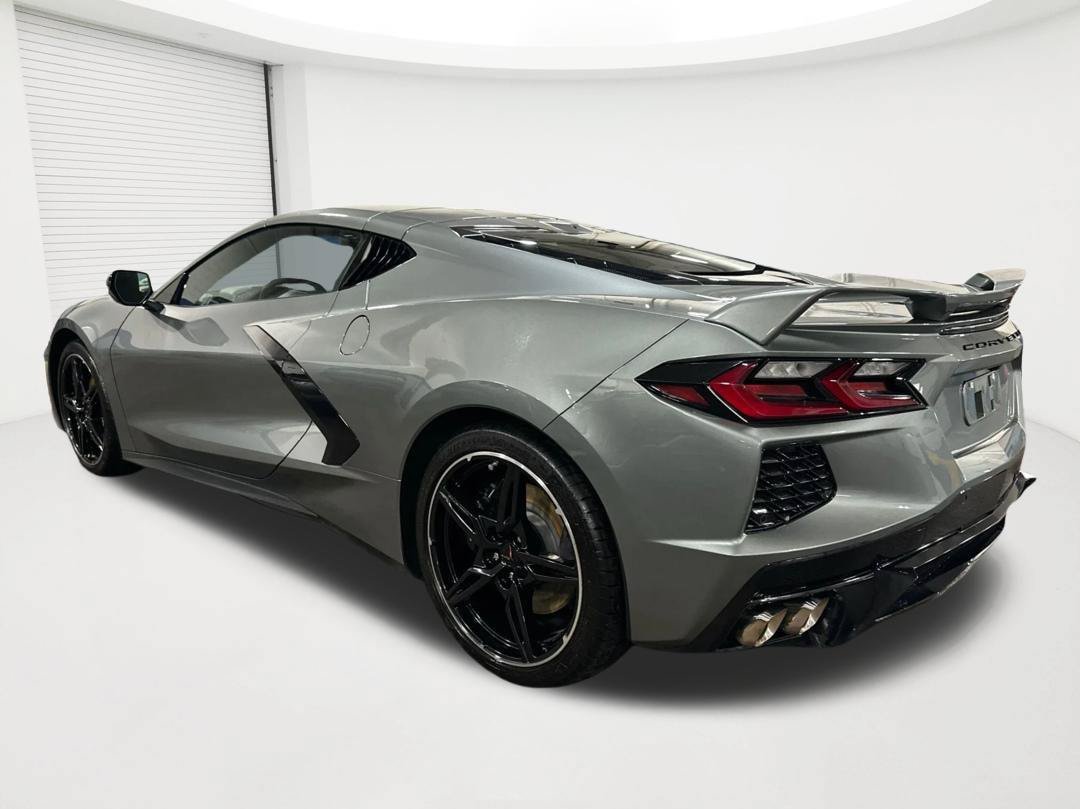 Used 2023 Chevrolet Corvette Stingray Premium Cpe w/ Z51 Performance Package RWD image 7