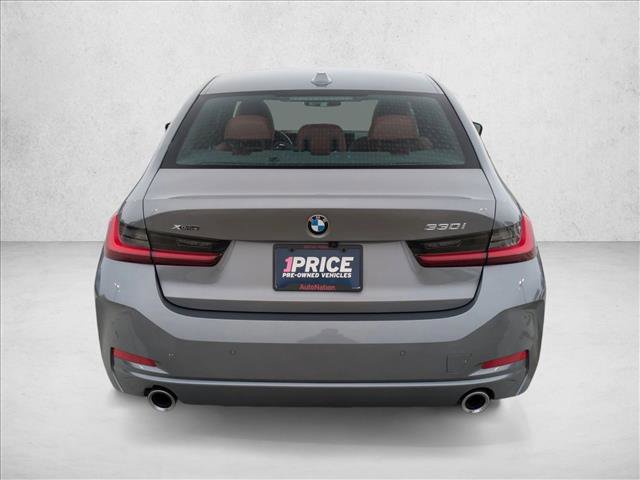 Used 2024 BMW 330i xDrive Sedan w/ Premium Package image 7