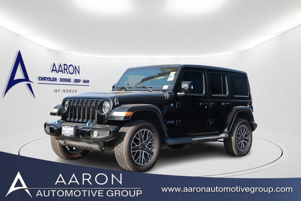 Used 2023 Jeep Wrangler Unlimited Sahara AWD/4WD image 1