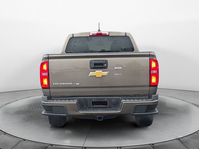 Used 2017 Chevrolet Colorado W/T w/ WT Convenience Package AWD/4WD image 4