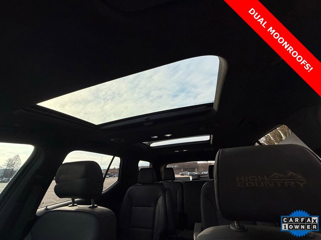 Used 2023 Chevrolet Traverse High Country image 24
