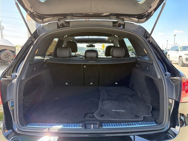 Used 2021 Mercedes-Benz GLC 300 w/ Premium Package image 30