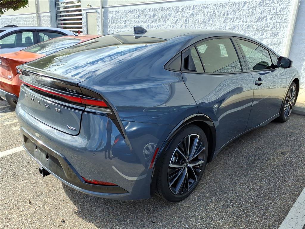 Certified 2023 Toyota Prius XLE FWD image 12