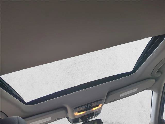 Used 2023 Nissan Rogue SL w/ SL Premium Package AWD/4WD image 18