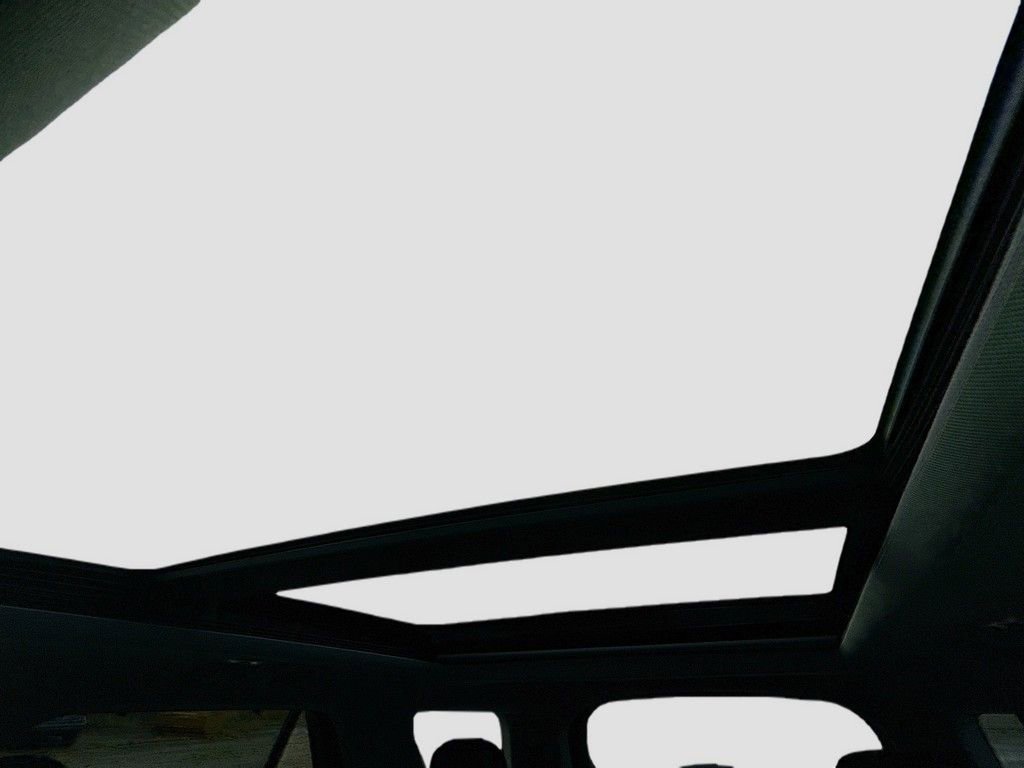 Used 2022 Ford Explorer Limited w/ Hybrid Equipment Group 310A image 18