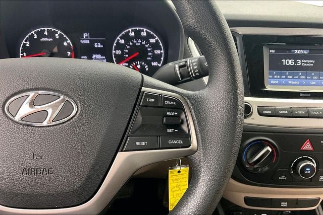 Certified 2022 Hyundai Accent SE FWD image 23