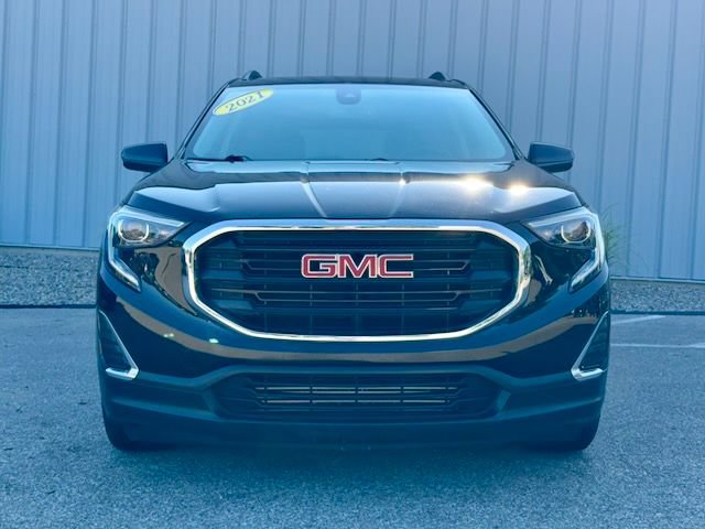 Used 2021 GMC Terrain SLE w/ Driver Convenience Package FWD image 3