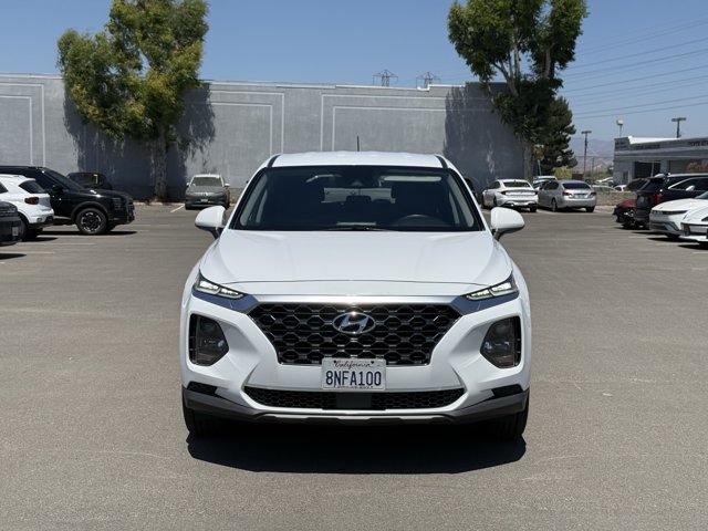 Used 2020 Hyundai Santa Fe SE FWD image 2