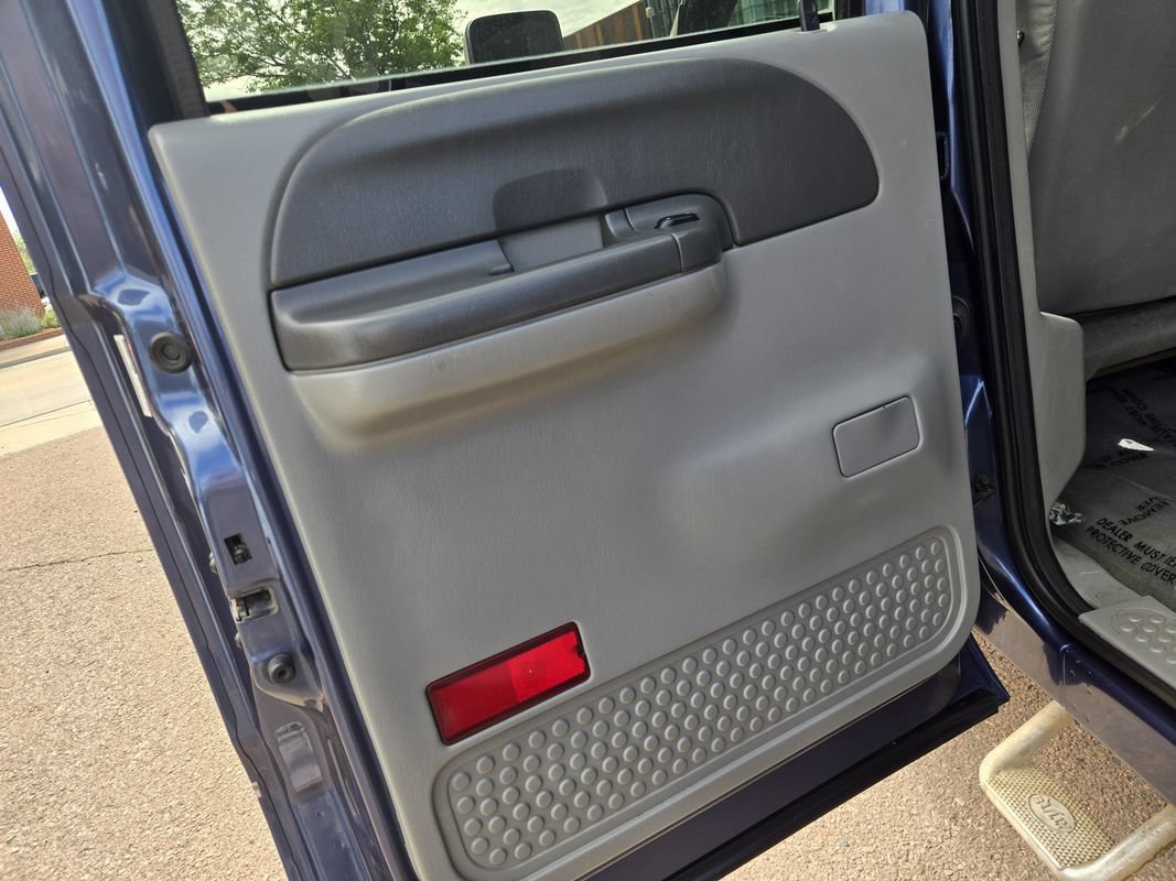 Used 2004 Ford F250 XL AWD/4WD image 19
