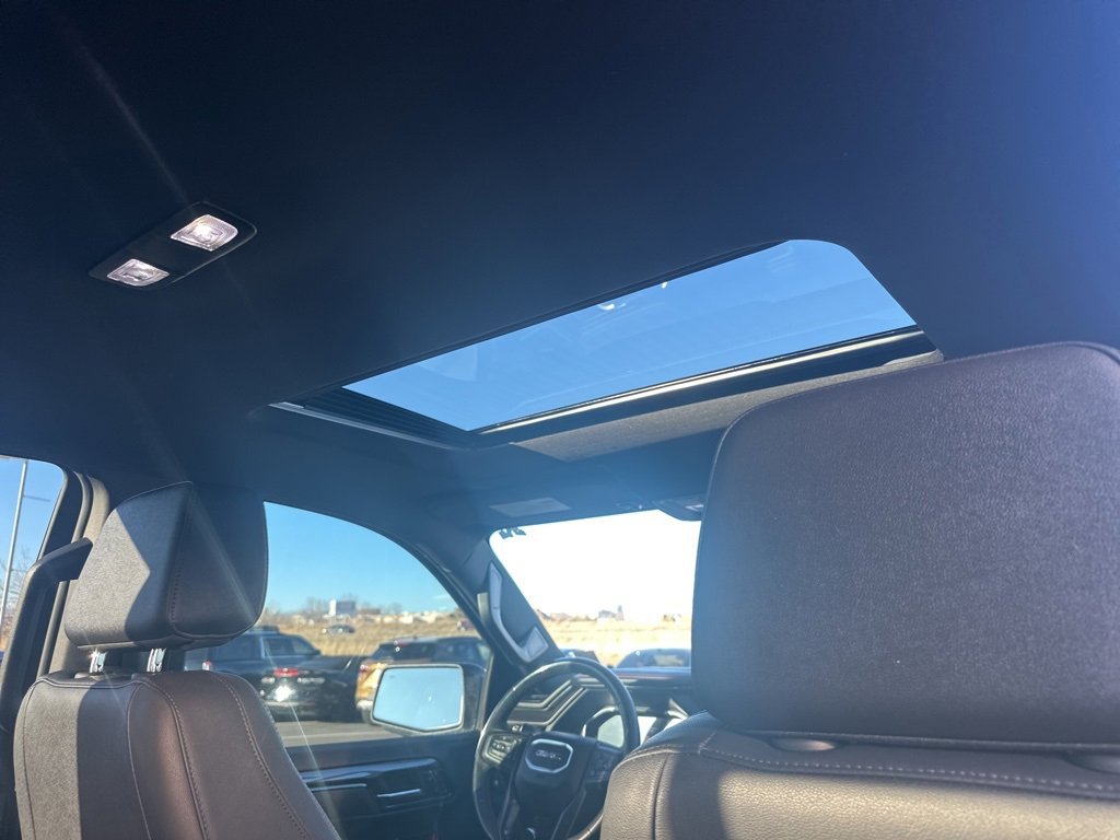 Used 2024 GMC Sierra 1500 AT4 w/ Technology Package image 25