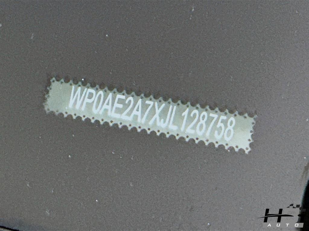 Used 2018 Porsche Panamera 4 image 19