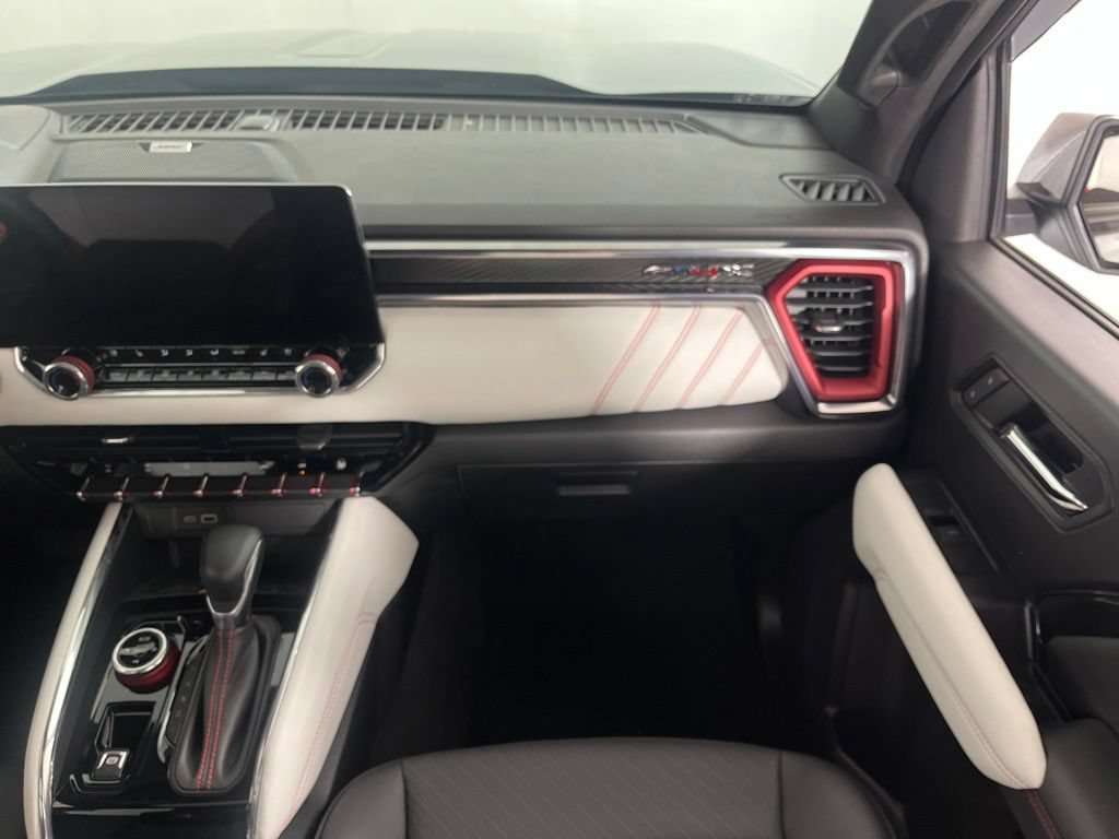 Certified 2024 GMC Canyon AT4X AWD/4WD image 19