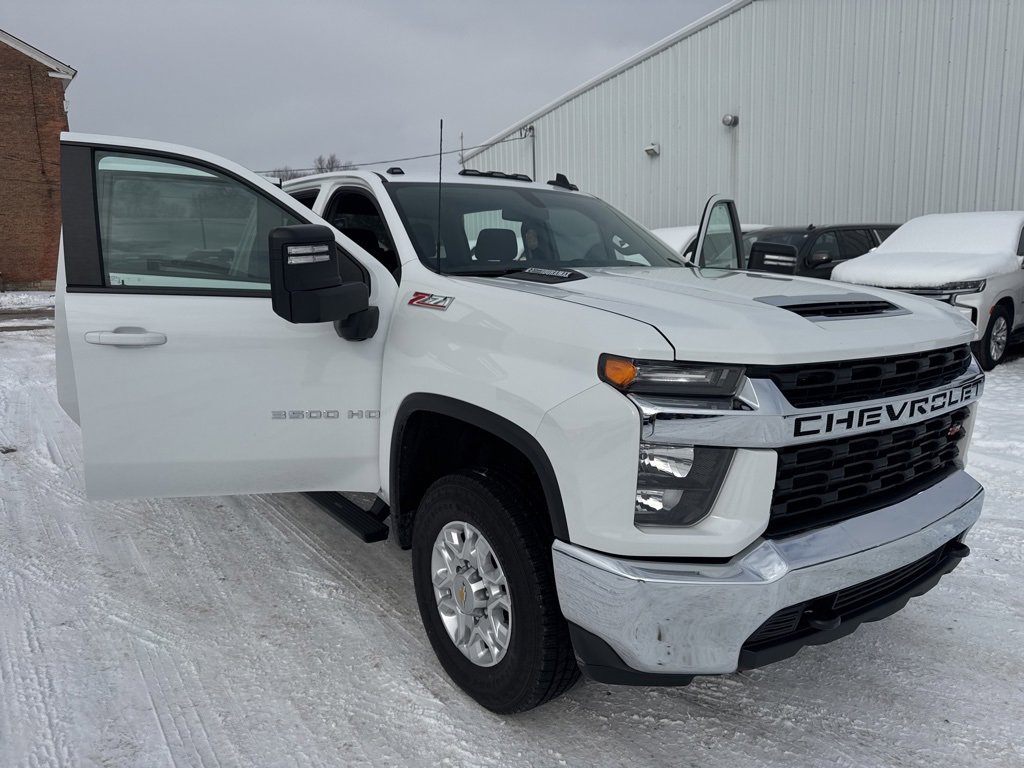 Used 2022 Chevrolet Silverado 3500 LT image 42