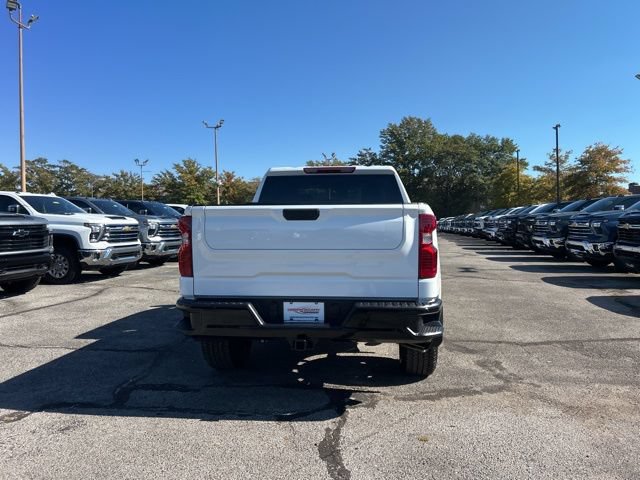 New 2026 Chevrolet Silverado 1500 Custom Trail Boss w/ Turbomax Blackout Package AWD/4WD image 5