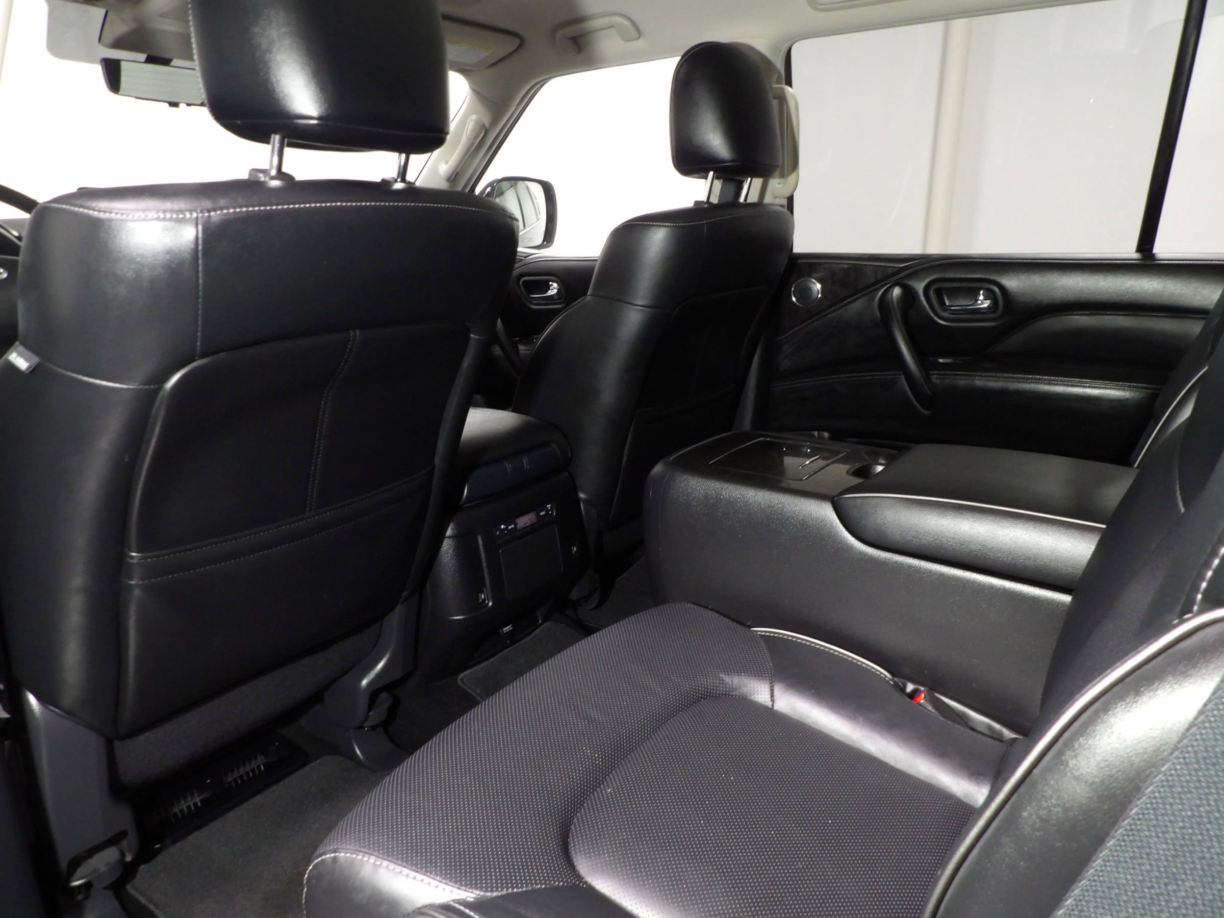 Used 2024 INFINITI QX80 Luxe image 22