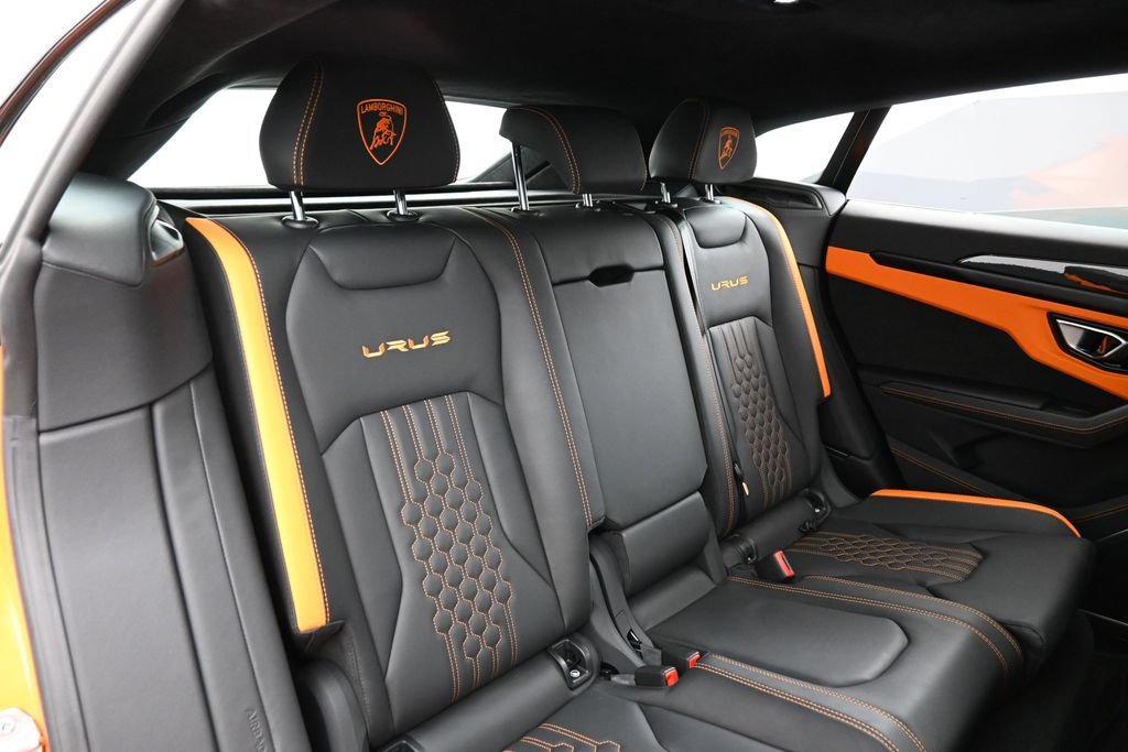 Used 2023 Lamborghini Urus S AWD/4WD image 29