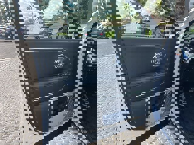 New 2026 Hyundai Ioniq 9 Calligraphy image 7