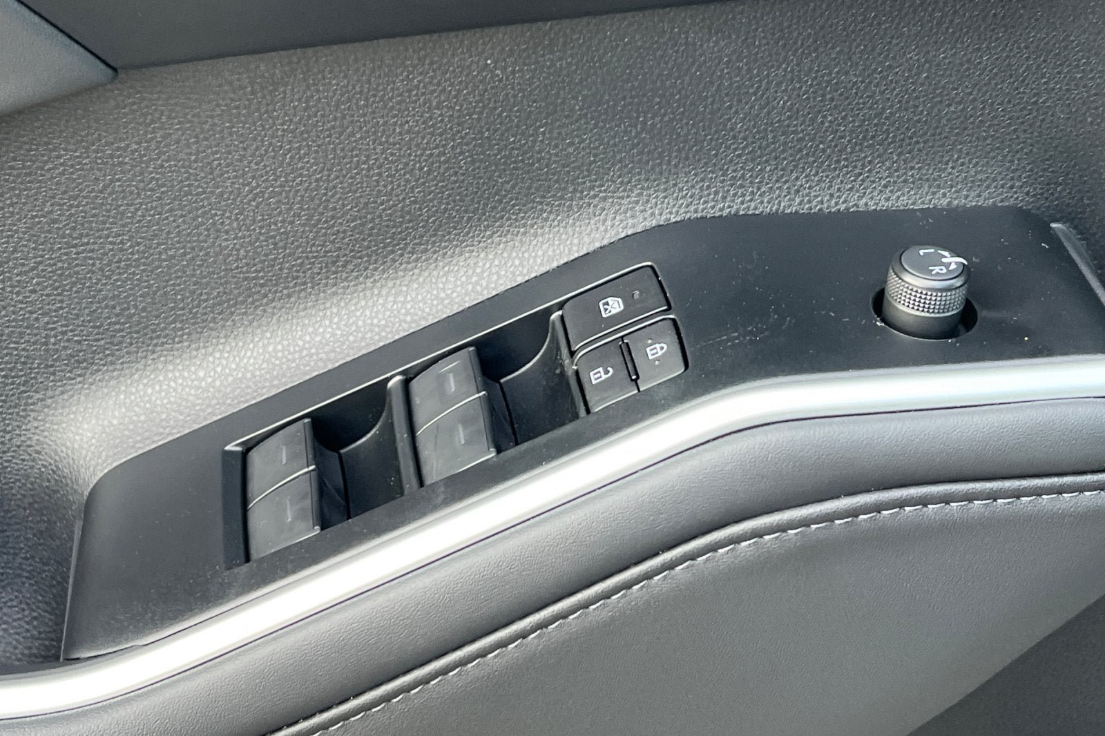 New 2026 Toyota Highlander XLE AWD/4WD image 14