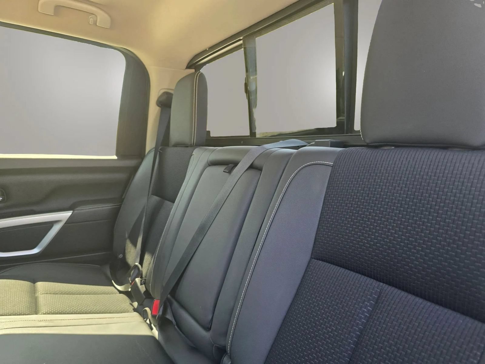 Used 2019 Nissan Titan PRO-4X AWD/4WD image 32