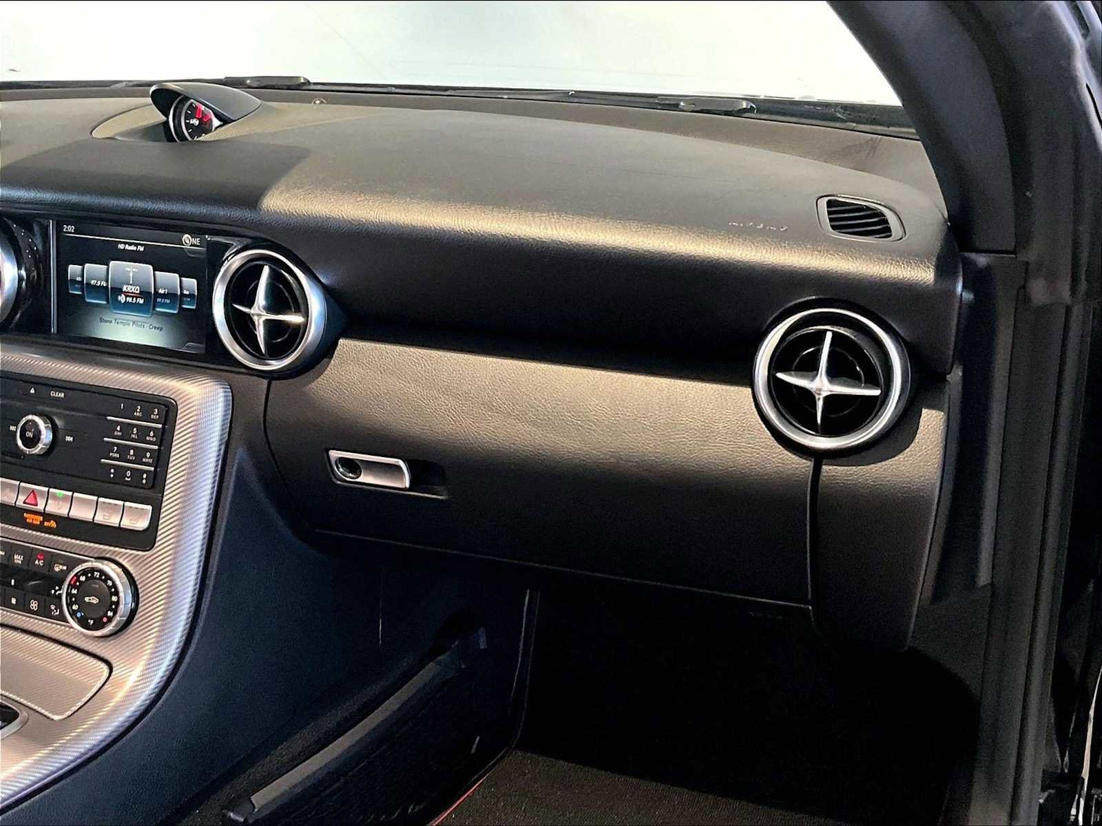 Used 2017 Mercedes-Benz SLC 43 AMG image 23