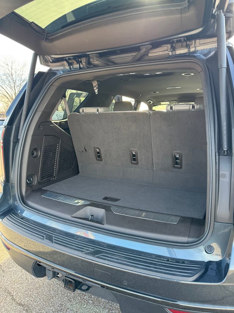 Used 2021 Chevrolet Tahoe Z71 w/ Z71 Off-Road Package image 38