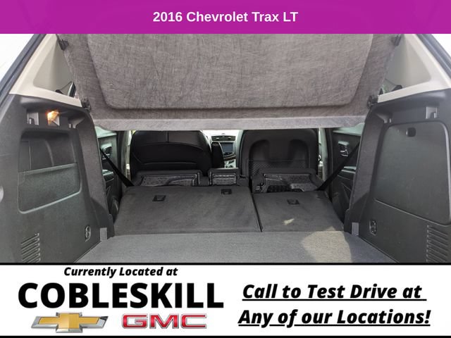 Used 2016 Chevrolet Trax LT w/ LT Convenience Package AWD/4WD image 28