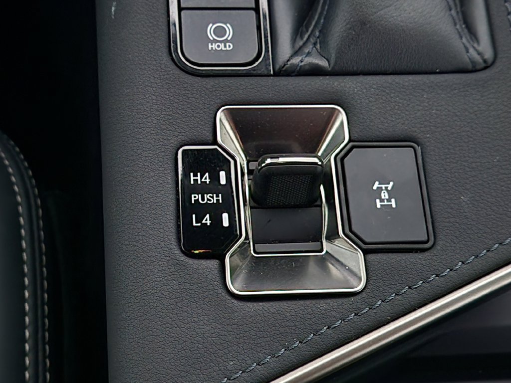 Used 2024 Lexus GX 550 w/ Cold Area Package AWD/4WD image 24