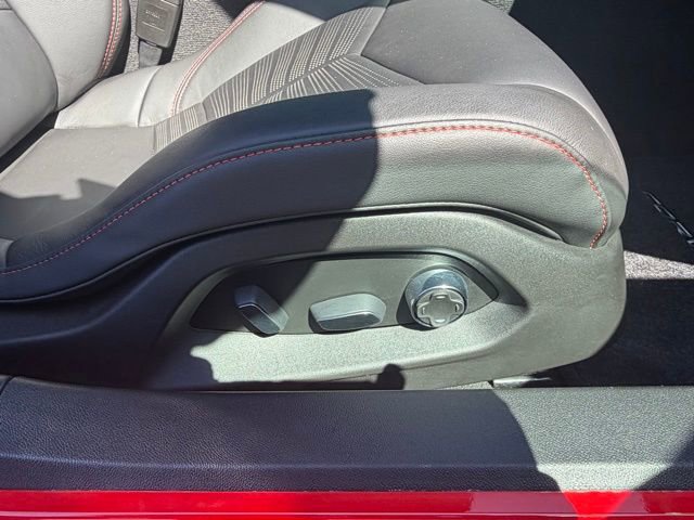 Used 2021 Chevrolet Corvette Stingray Preferred Cpe w/ Z51 Performance Package RWD image 38