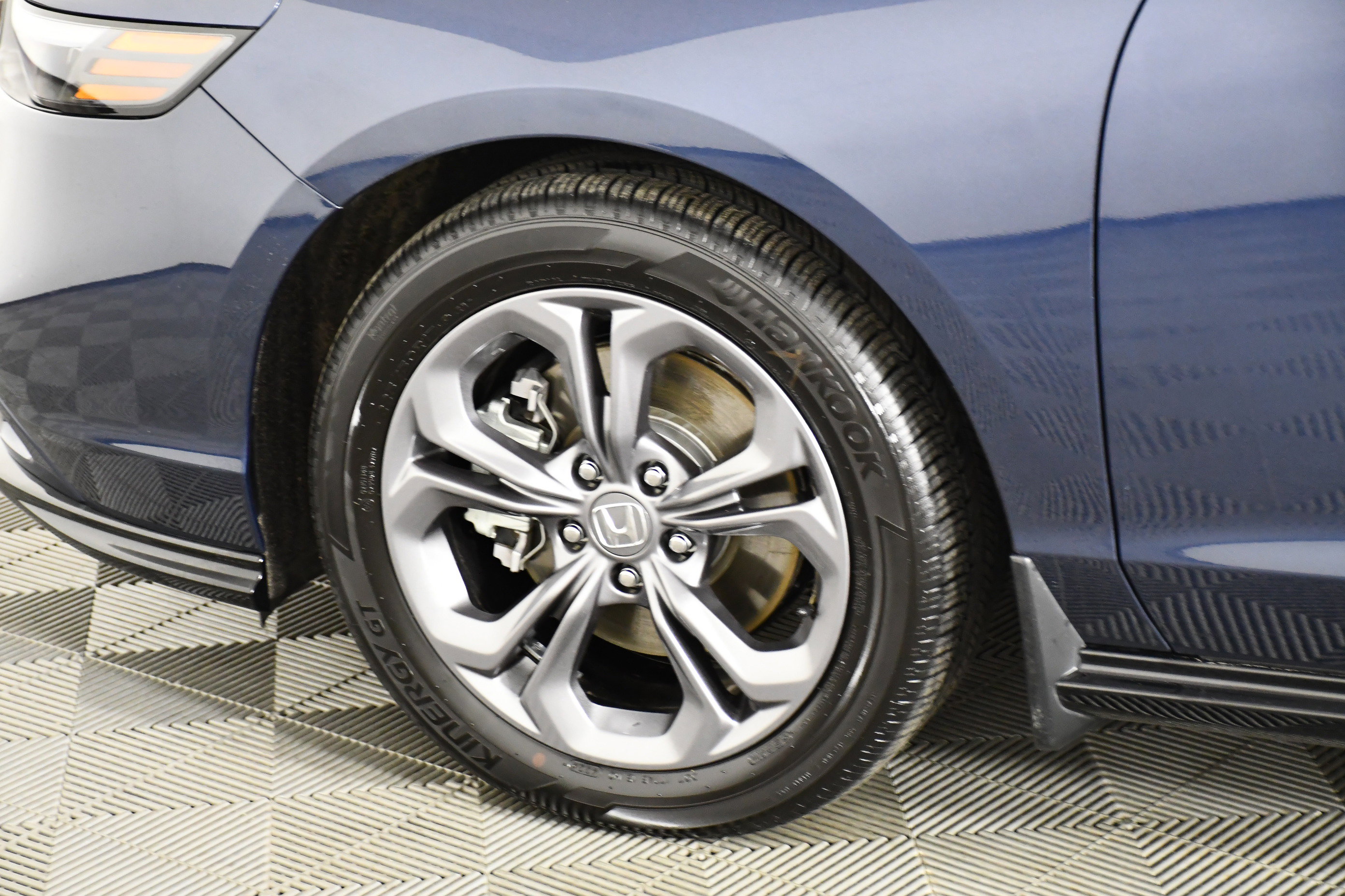 Certified 2025 Honda Accord EX-L image 52