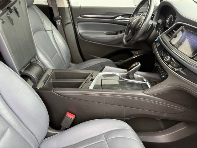 Used 2020 Buick Enclave Essence FWD image 15
