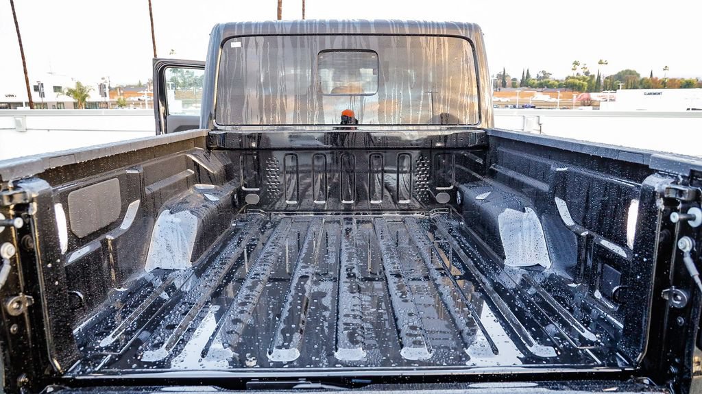 New 2026 Jeep Gladiator Rubicon AWD/4WD image 31