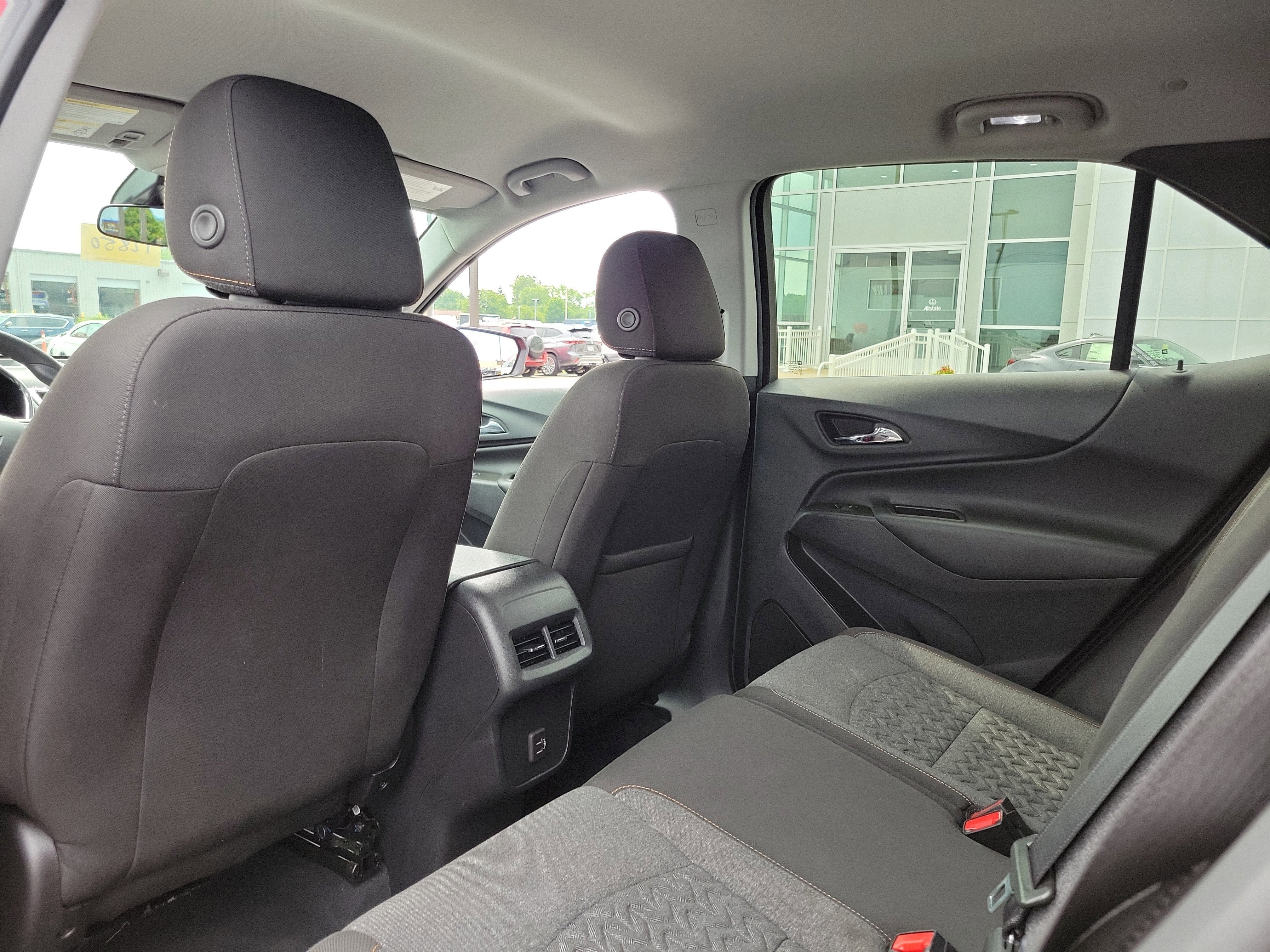 Used 2023 Chevrolet Equinox LT image 14